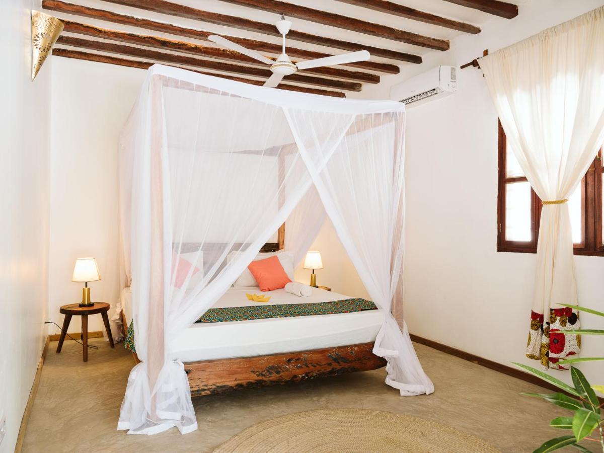 Hotel Joy Of Zanzibar Michamvi Esterno foto