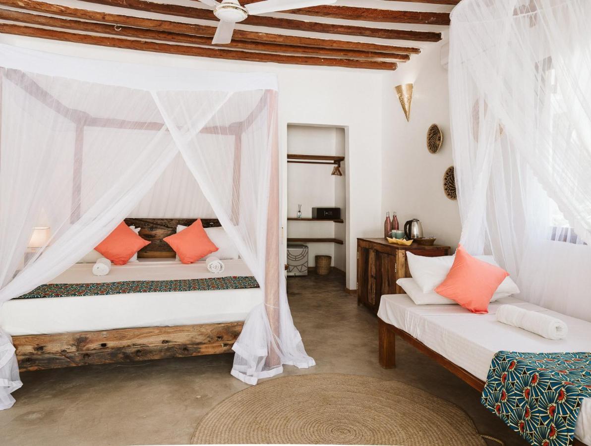 Hotel Joy Of Zanzibar Michamvi Esterno foto