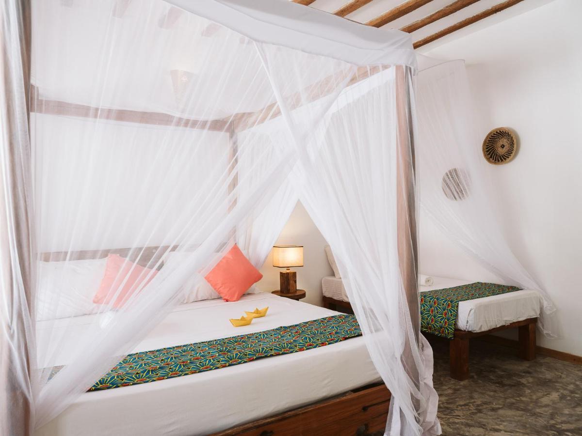 Hotel Joy Of Zanzibar Michamvi Esterno foto